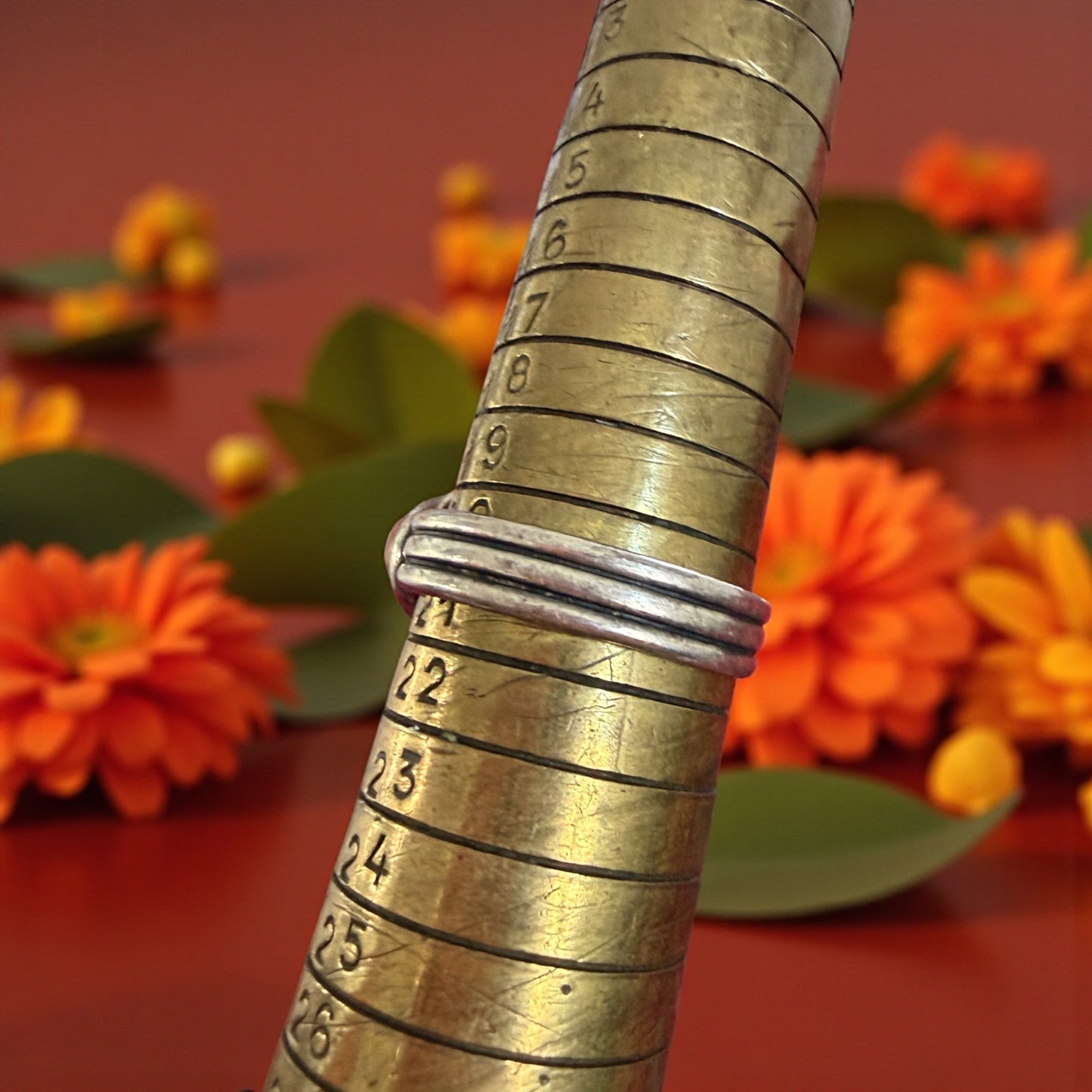 Anello in argento ed ambra baltica, ca anni 70-80