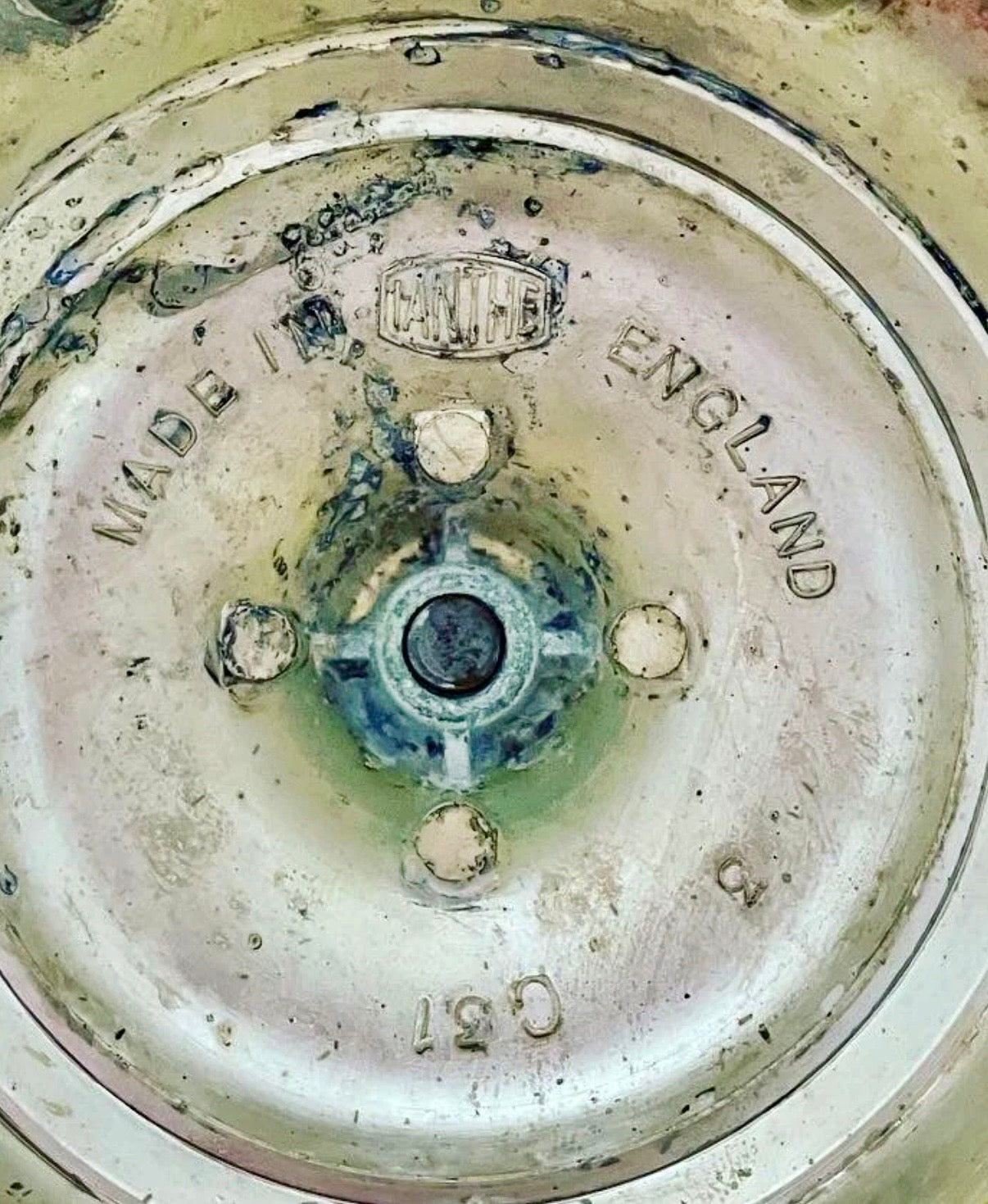 Candelabro argentato IANTHE a due luci, british anni ‘50