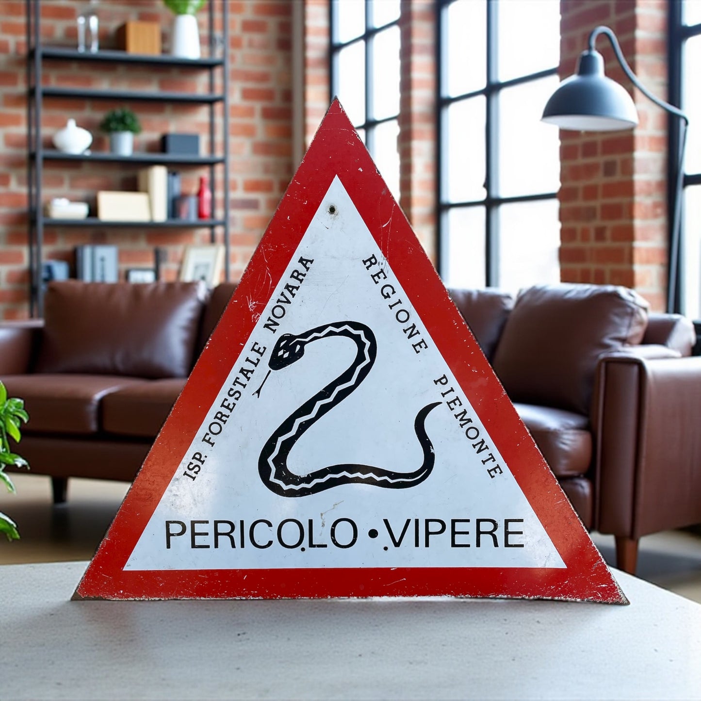 Cartello vintage, pericolo vipere regione Piemonte, arredo industrial￼