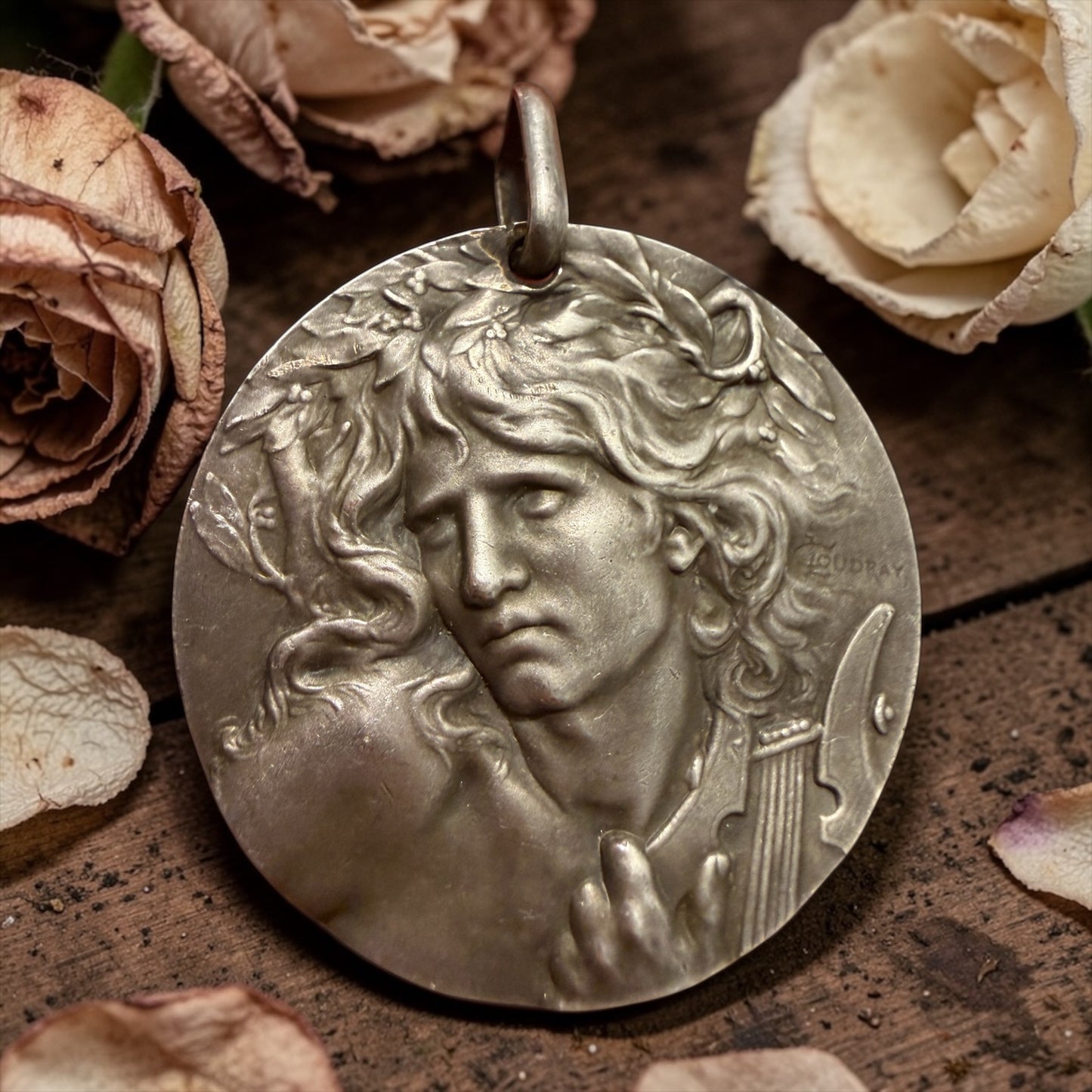 Medaglia gioiello in bronzo placcato argento, Orfeo con la lira, a firma Coudray