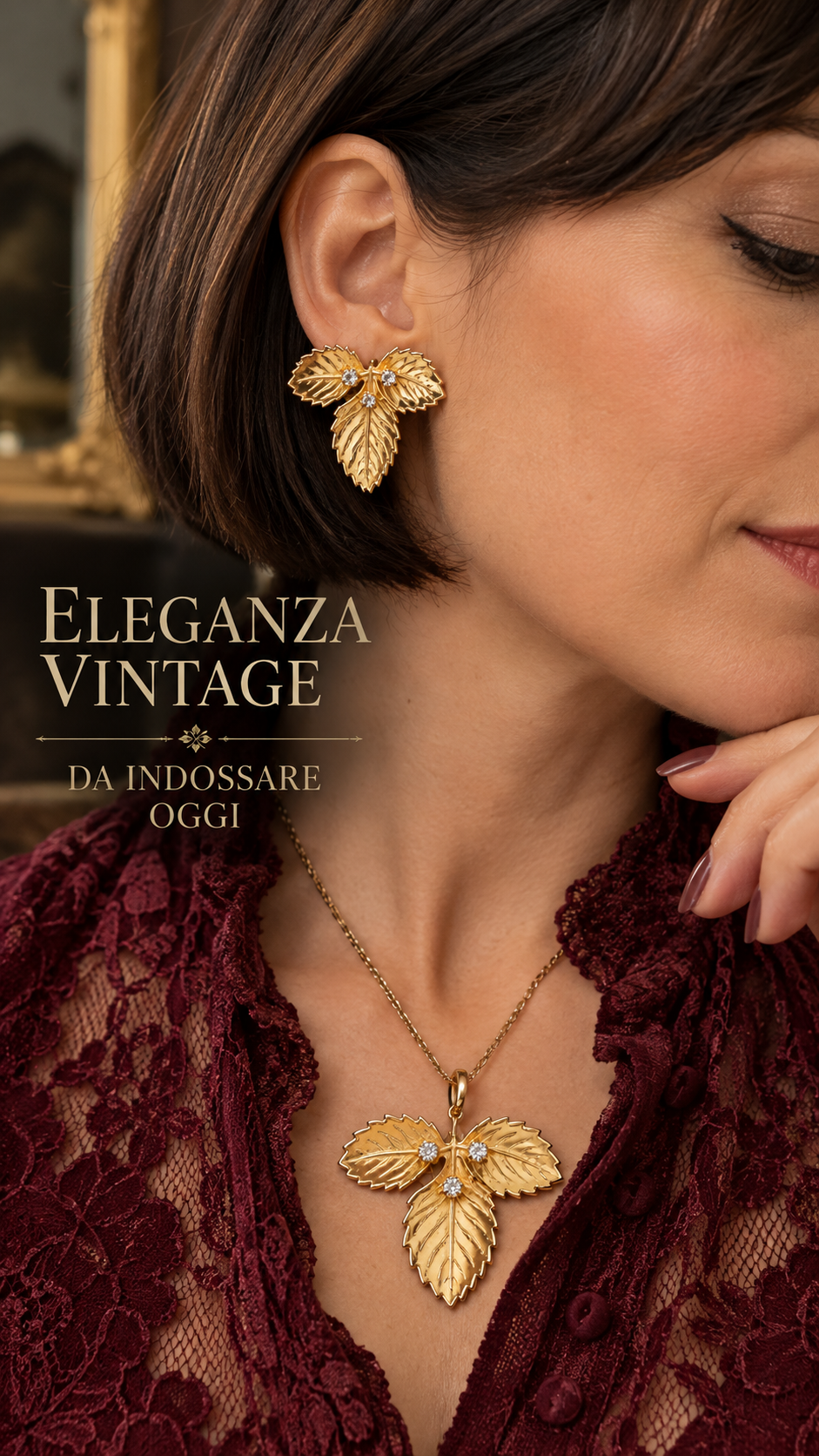 Parure gioiello vintage in metallo dorato e strass “Fragraria Vesca” orecchini clip e pendente