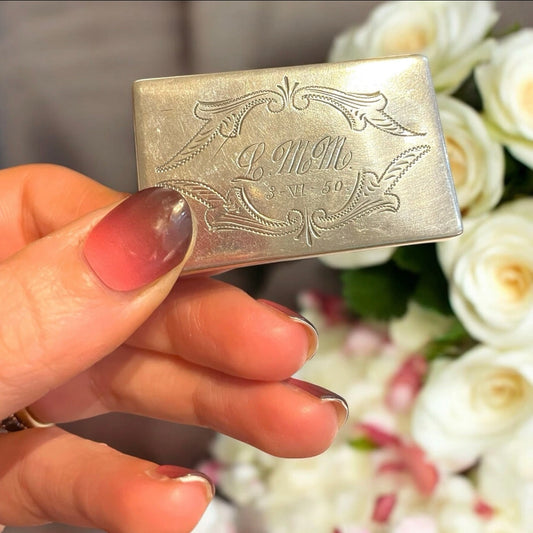 Scrigno in argento titolo 900 porta fedi nuziali, 1950, inciso a bulino