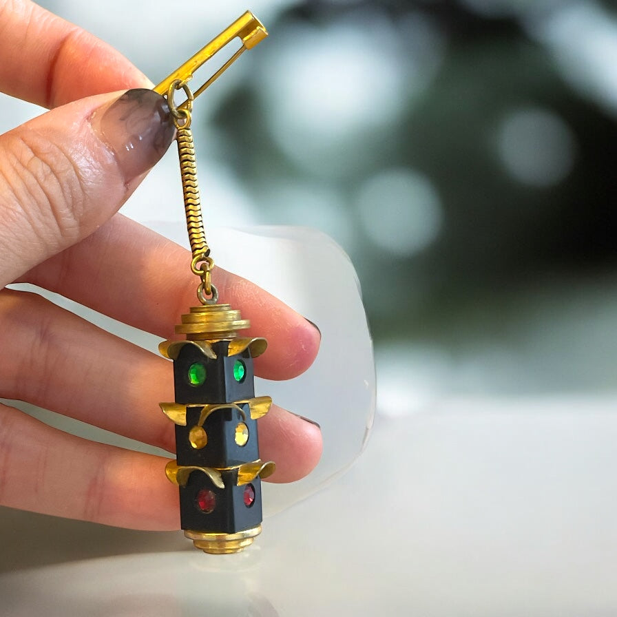 Spilla a semaforo con strass, anni ‘40 - ‘50