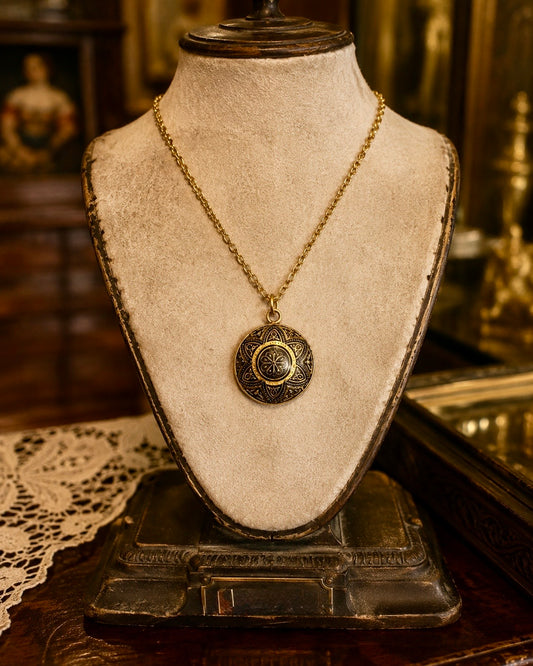 Collana con pendente damaschinato Oro di Toledo