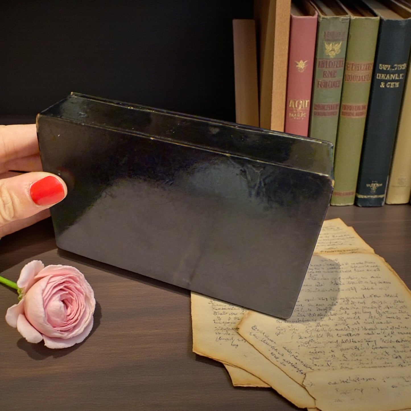 Cofanetto in papier mâché con decorazione usignolo, laccato, anni ‘40-‘50