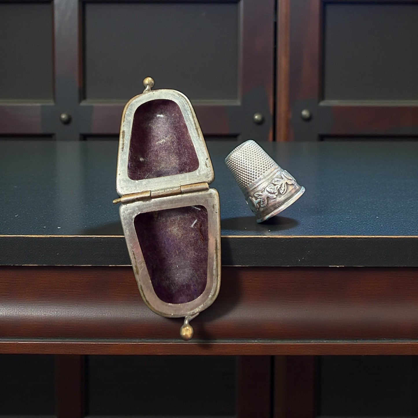 Porta ditale e ditale in argento, fine ‘800 - primo ‘900