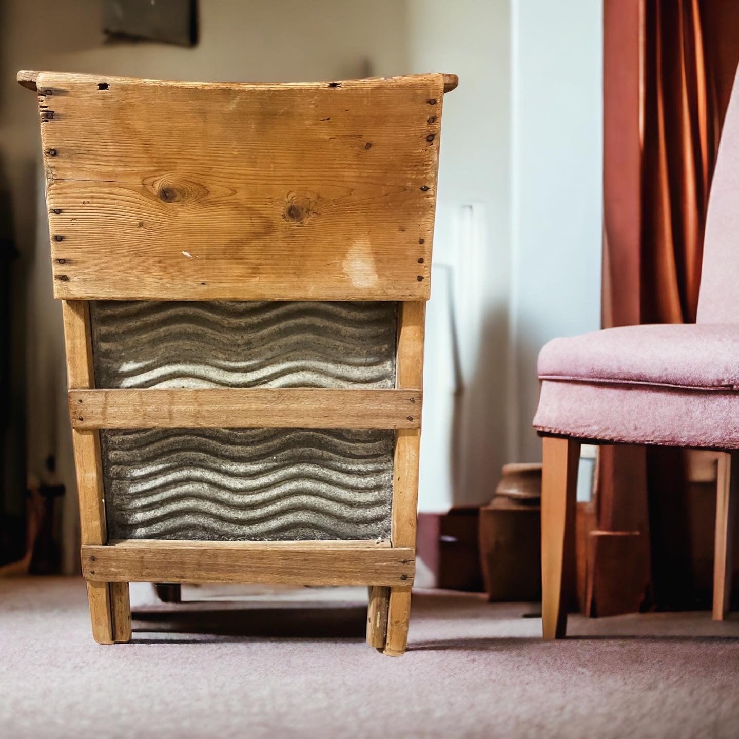 Early twentieth century washboard