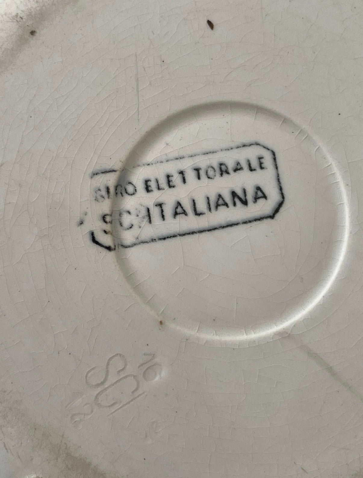 Coppia di antichi piatti “parlanti” satira politica fine ‘800 primo ‘900, S.C.I. laveno terraglia decorata