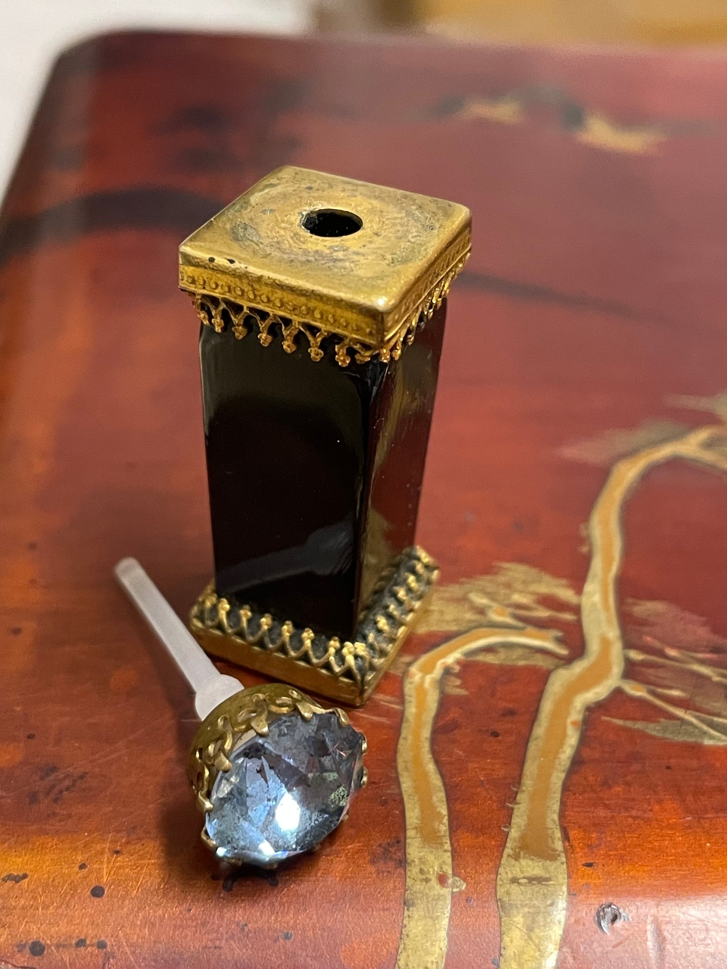 Boccetta gioiello, porta profumo da borsetta anni 50