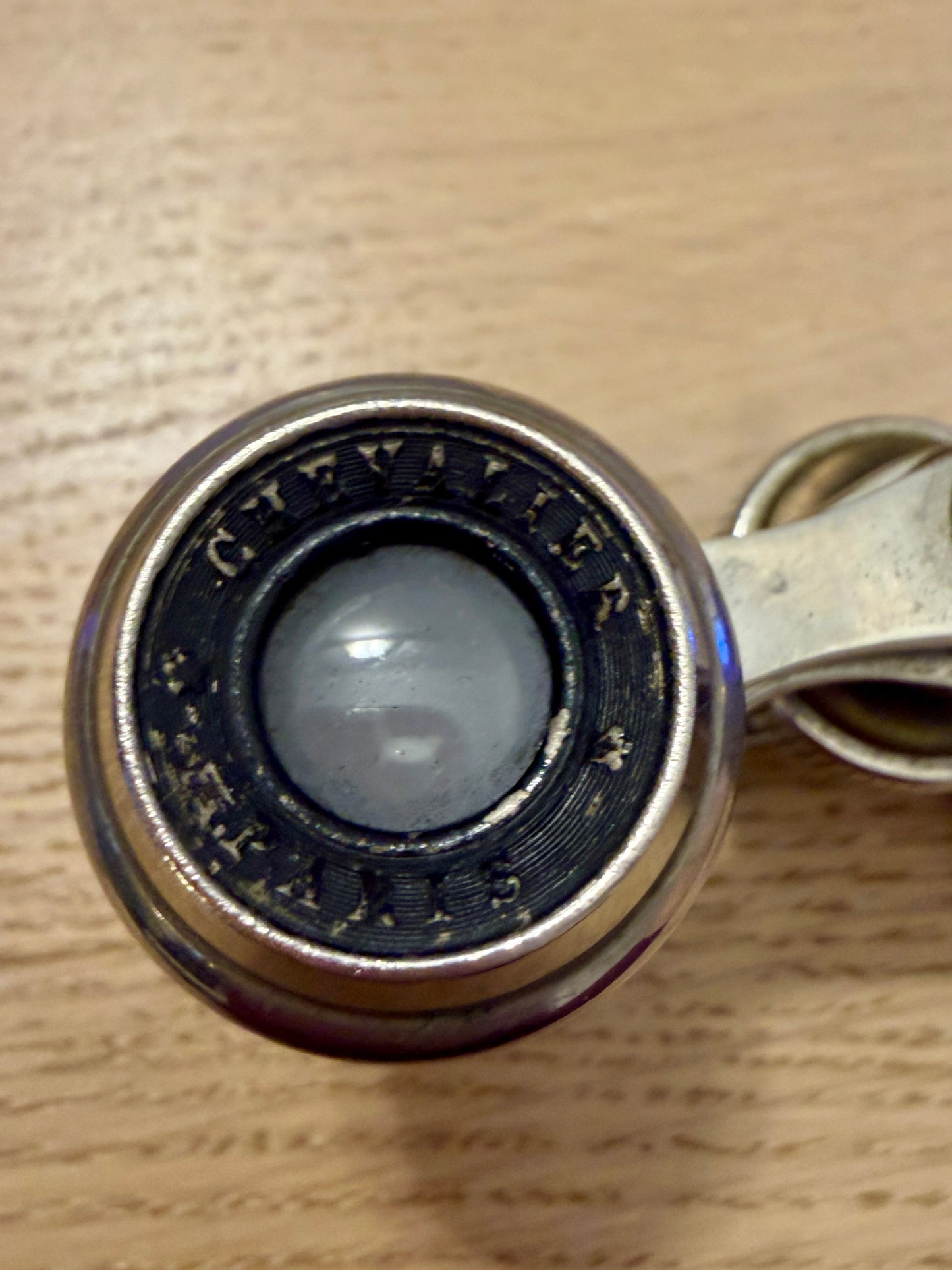 Antico opera glasses binocolo da opera Chevalier Paris fine 800 primo 900 madreperla