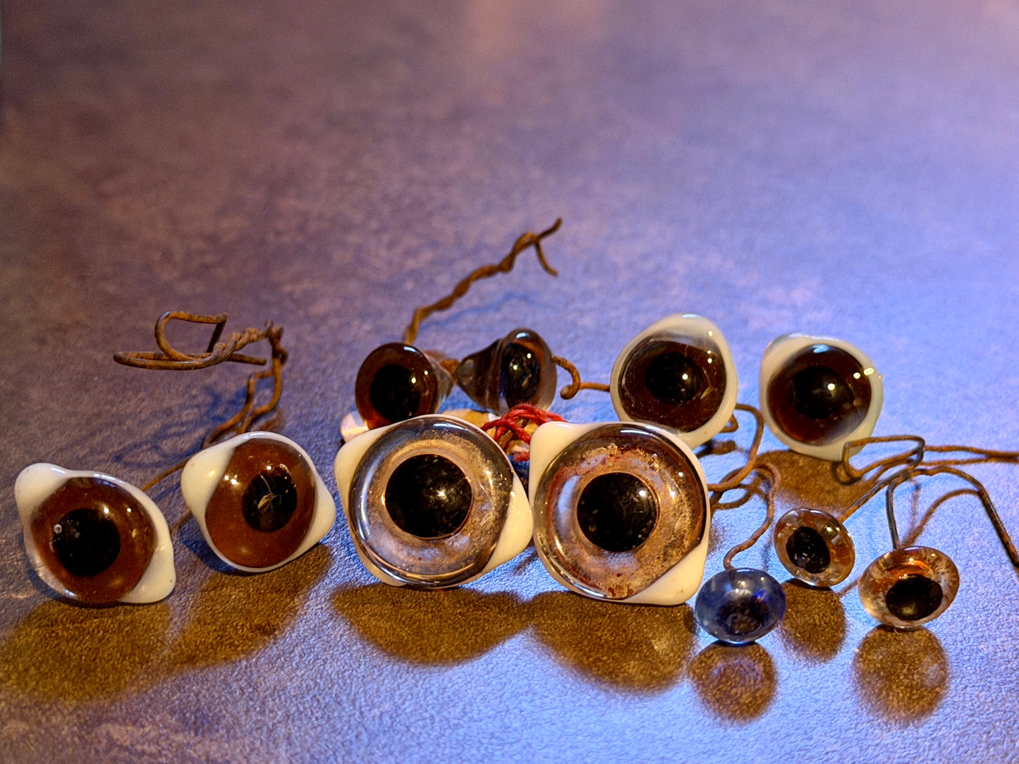 Set occhi di vetro per bambole e pupazzi, anni ‘20 - ‘30 da antico laboratorio