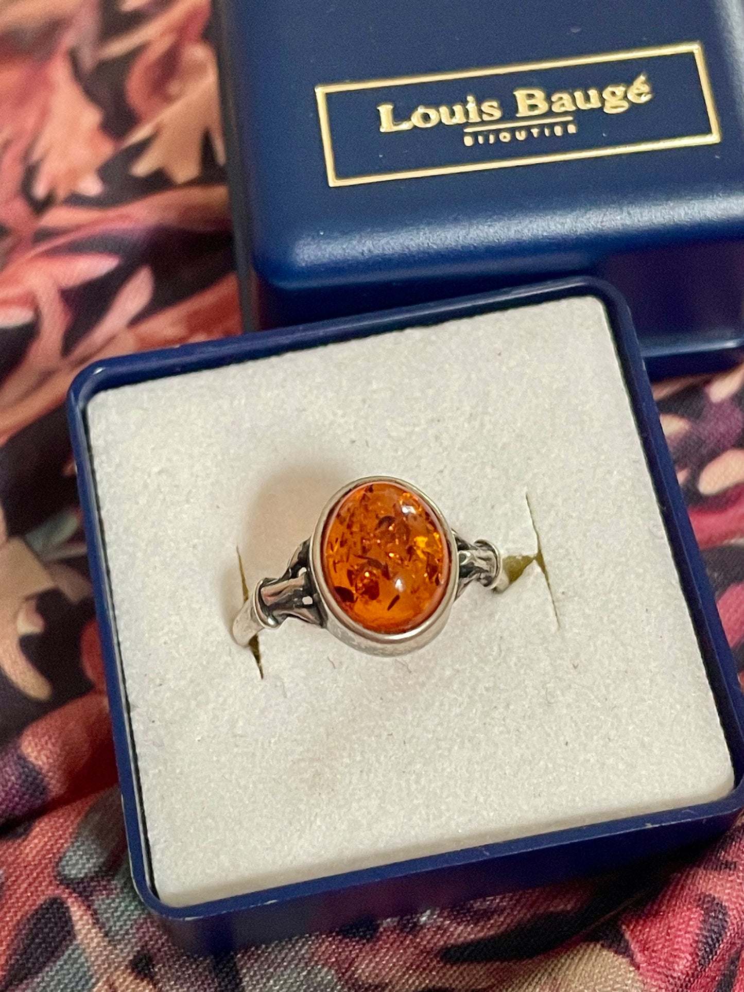 Anello francese in argento ed ambra baltica, punzonato, ca anni ‘40