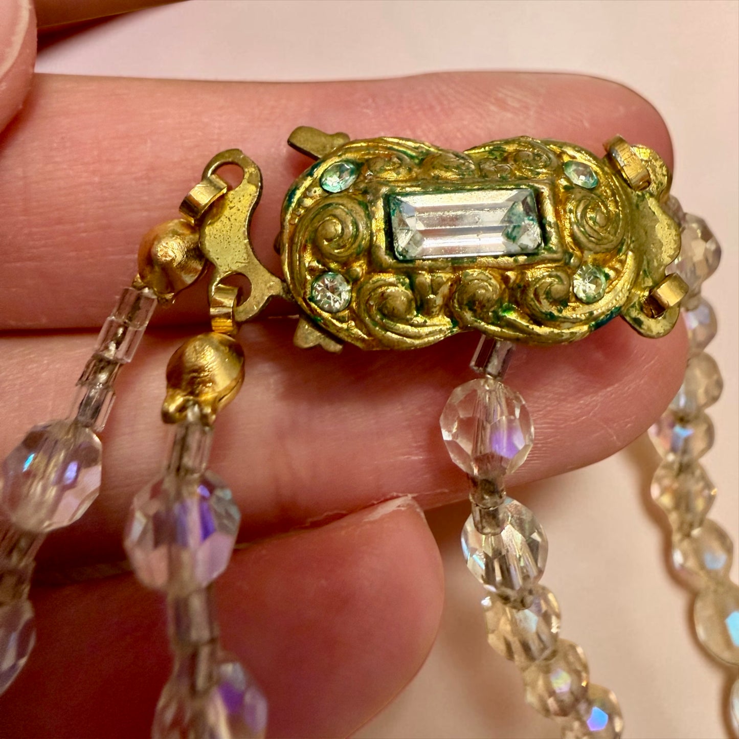 Collana anni ‘50 perle di vetro sfaccettato aurora borealis degradé a doppio filo