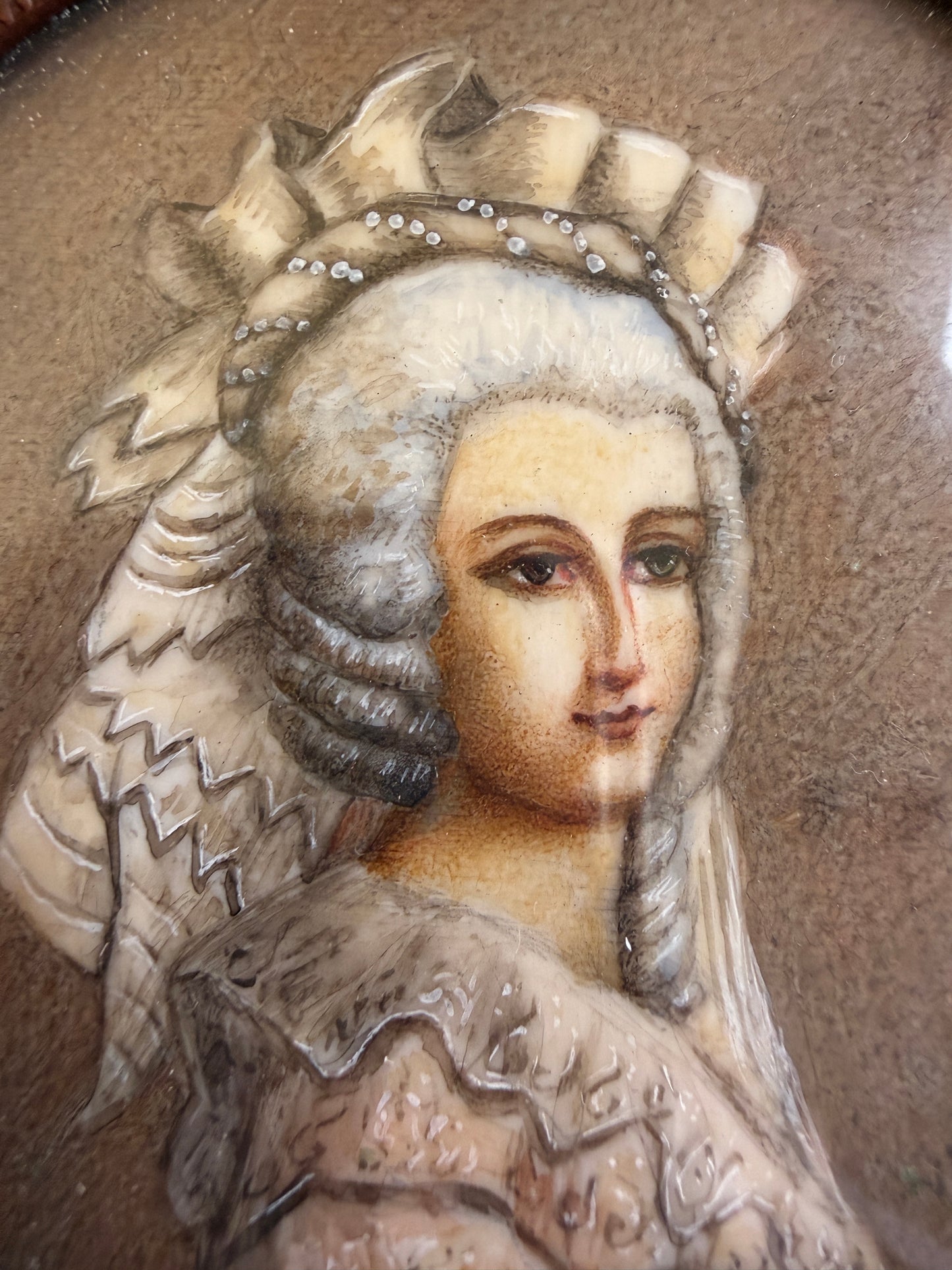 Ritratto di dama dipinto “à la Marie Antoinette” iscritto Vigee Le Brun, in cornice lignea, primo ‘900