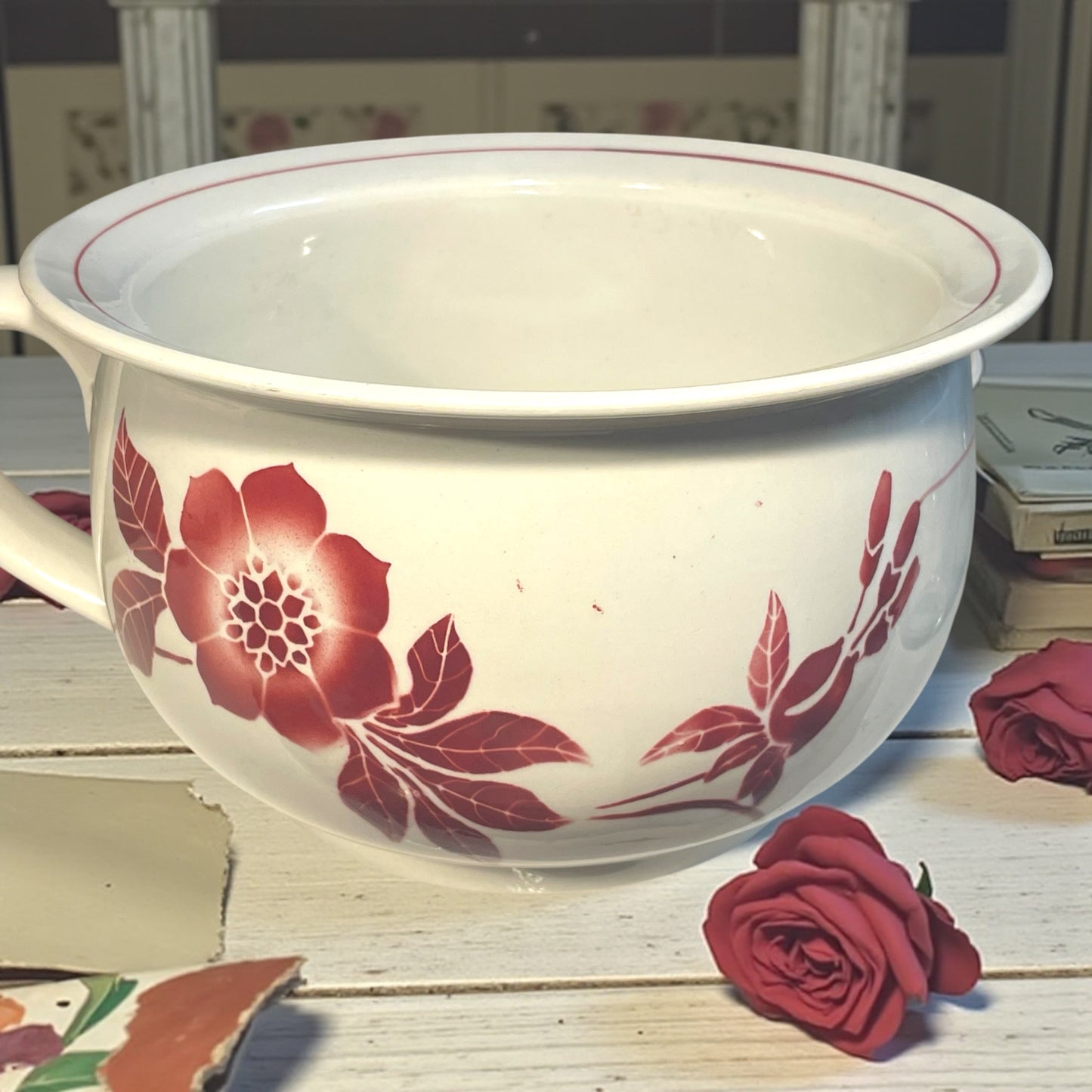 Pot de chambre Flore con fiori rossi ca anni ‘20