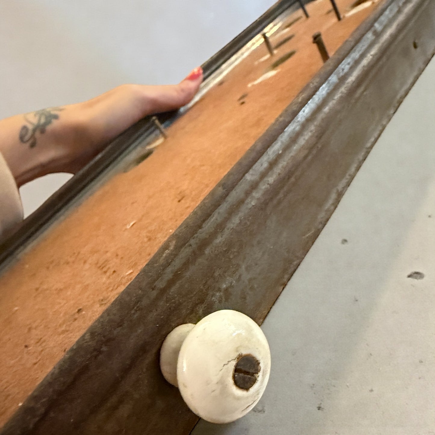 Antico jeu de bagatelle variante Culbuto con sfera e “pallina pesata” ovale