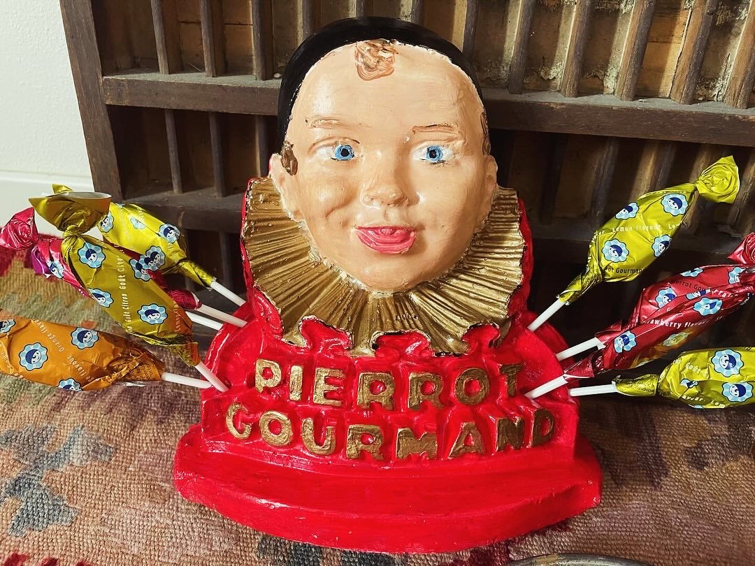 Pierrot Gourmand red candy display