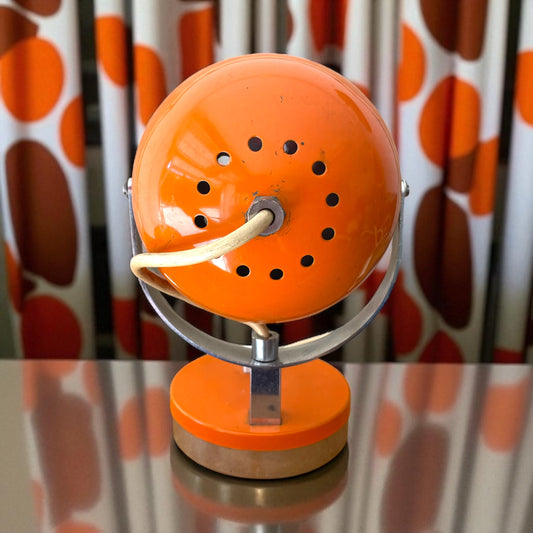 Lampada da tavolo tipo eyeball, space age era, arancione cromato