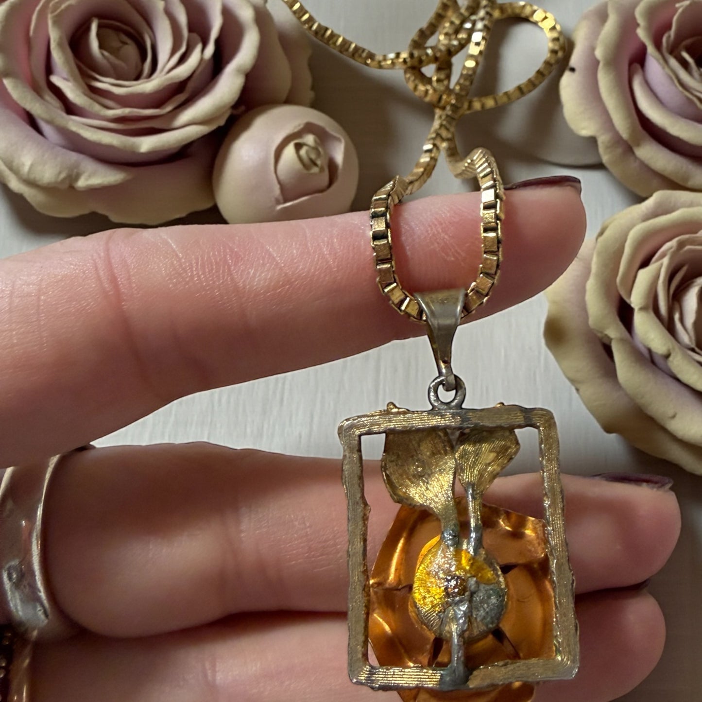 Catena veneziana placcata oro con pendente 60s rosa che sboccia, vintage boho