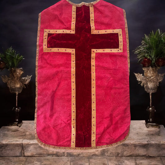Antica pianeta seconda metà ‘800, paramento liturgico damascato