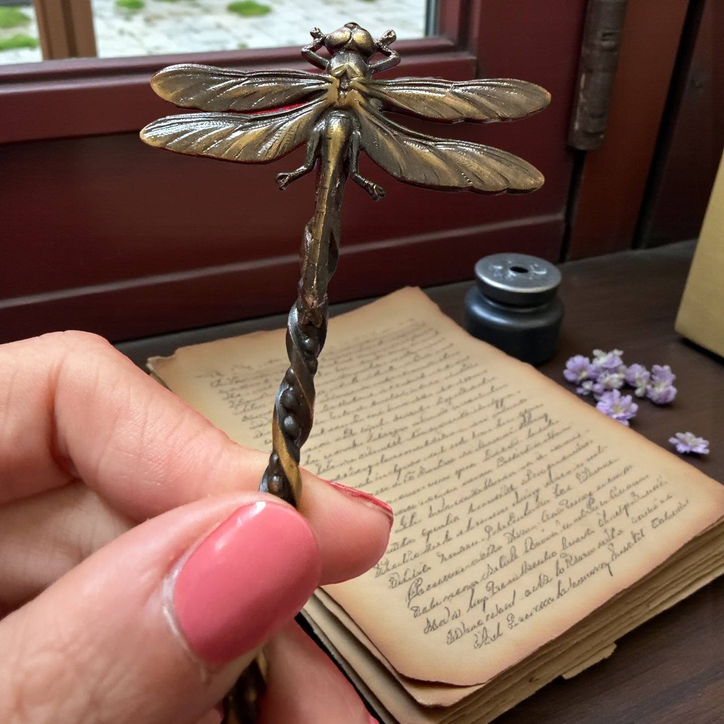 Porta pennino, stilo con pennino compreso periodo Liberty con decorazione libellula e fleur-de-lys