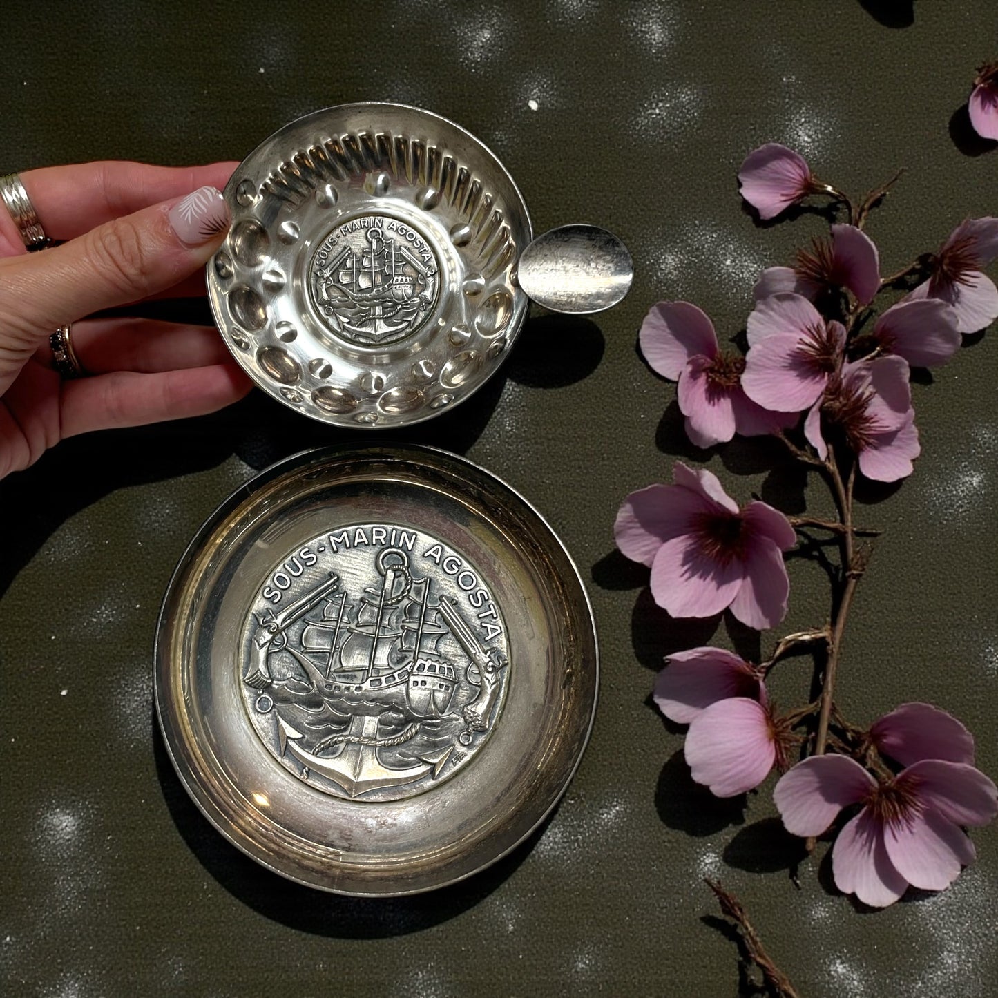 Coppia taste-vin francesi commemorativi del varo del sottomarino Agosta