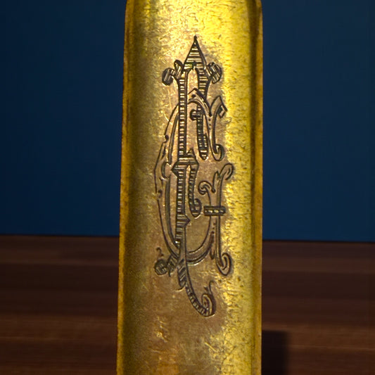 Porte-crayon con monogramma antico, belle époque