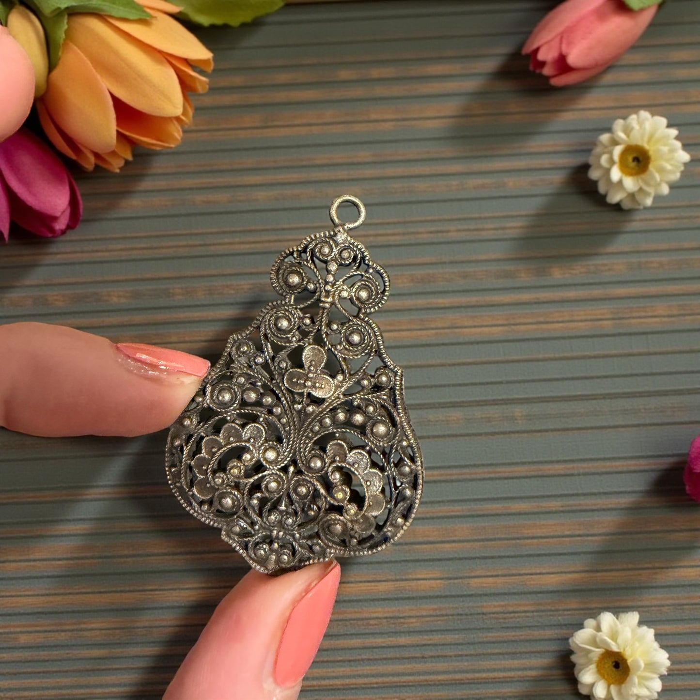 Antico pendente, gioiello, ciondolo placcato argento bifacciale con trifoglio fine ‘800 - primi ‘900