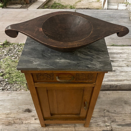 Antico parat ciotola per impastare cibo