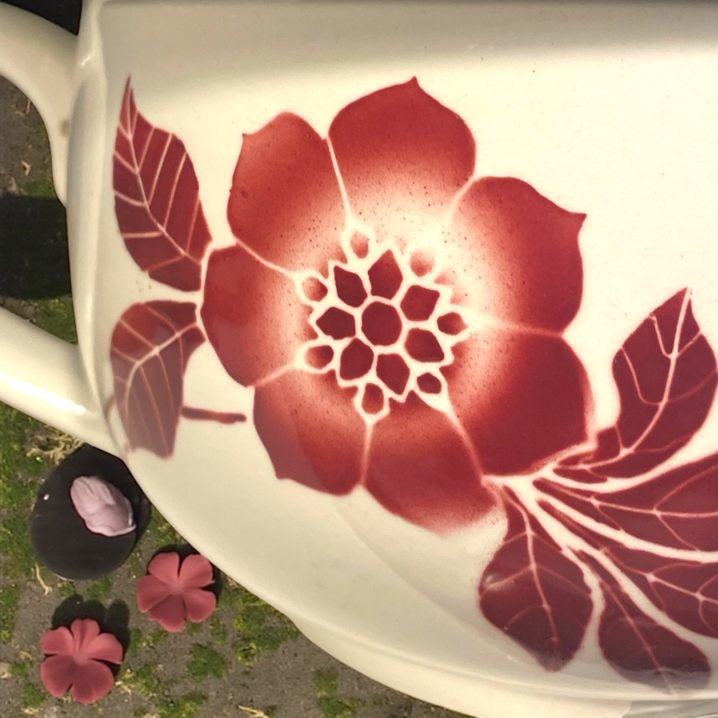 Pot de chambre Flore con fiori rossi ca anni ‘20