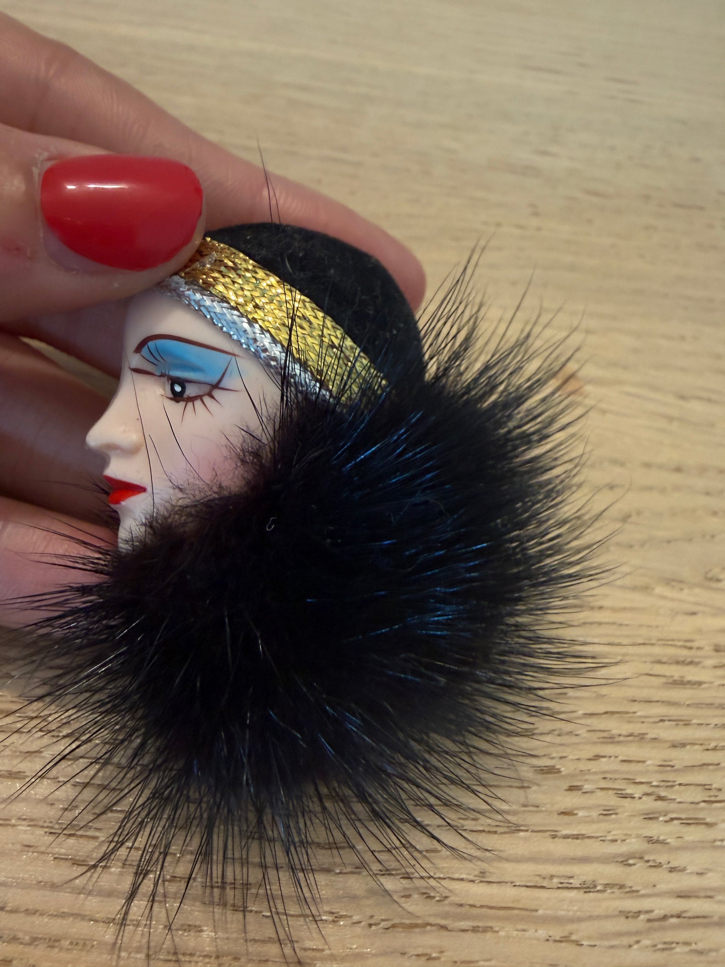 Spilla ladyhead