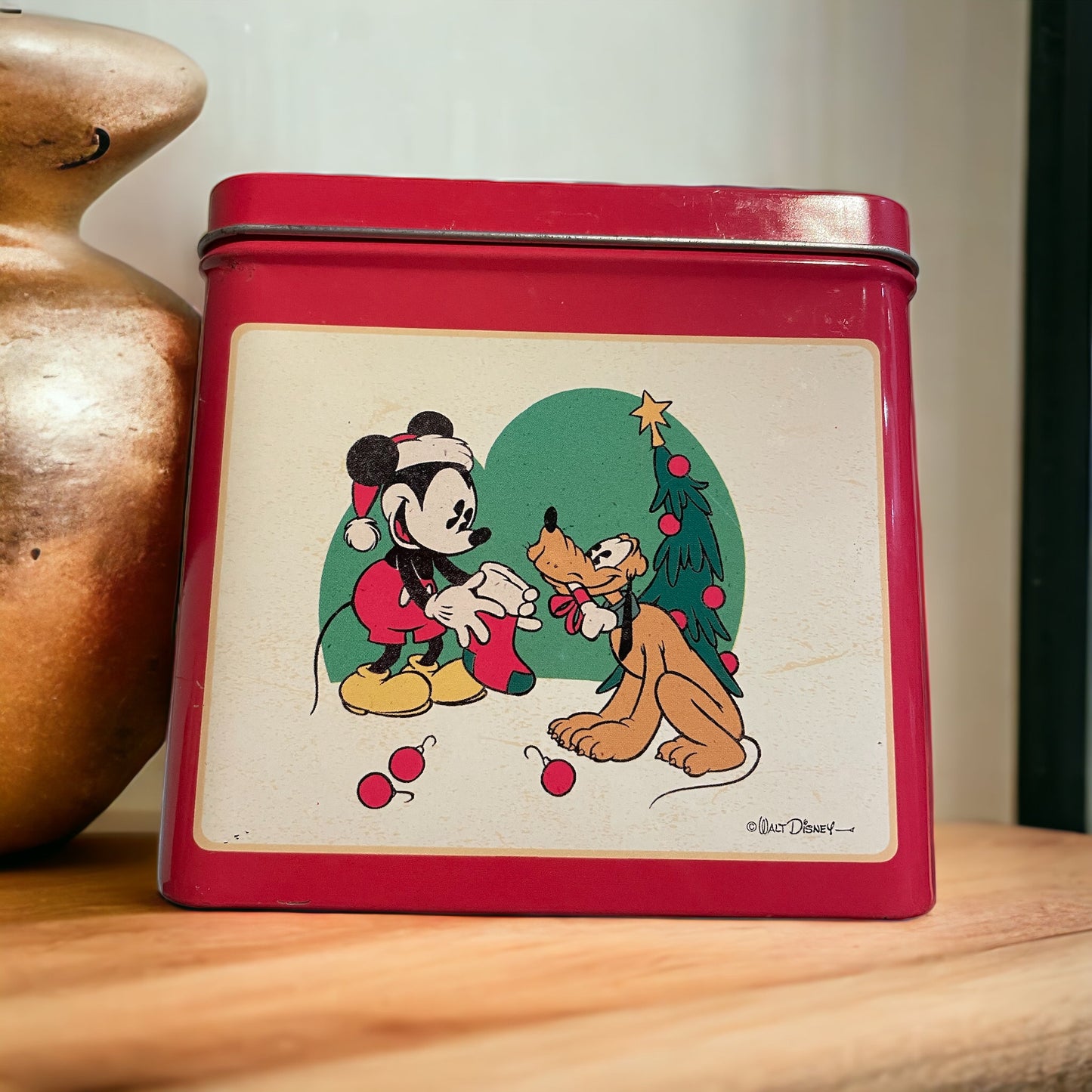 Disney Tin Box 90s