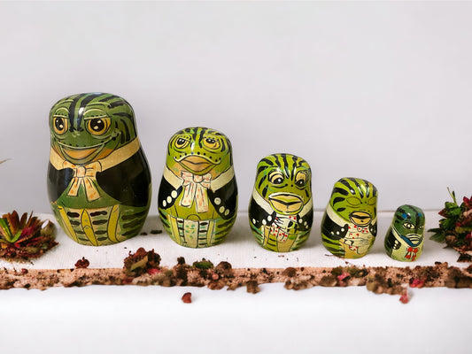 Matryoshka frogs