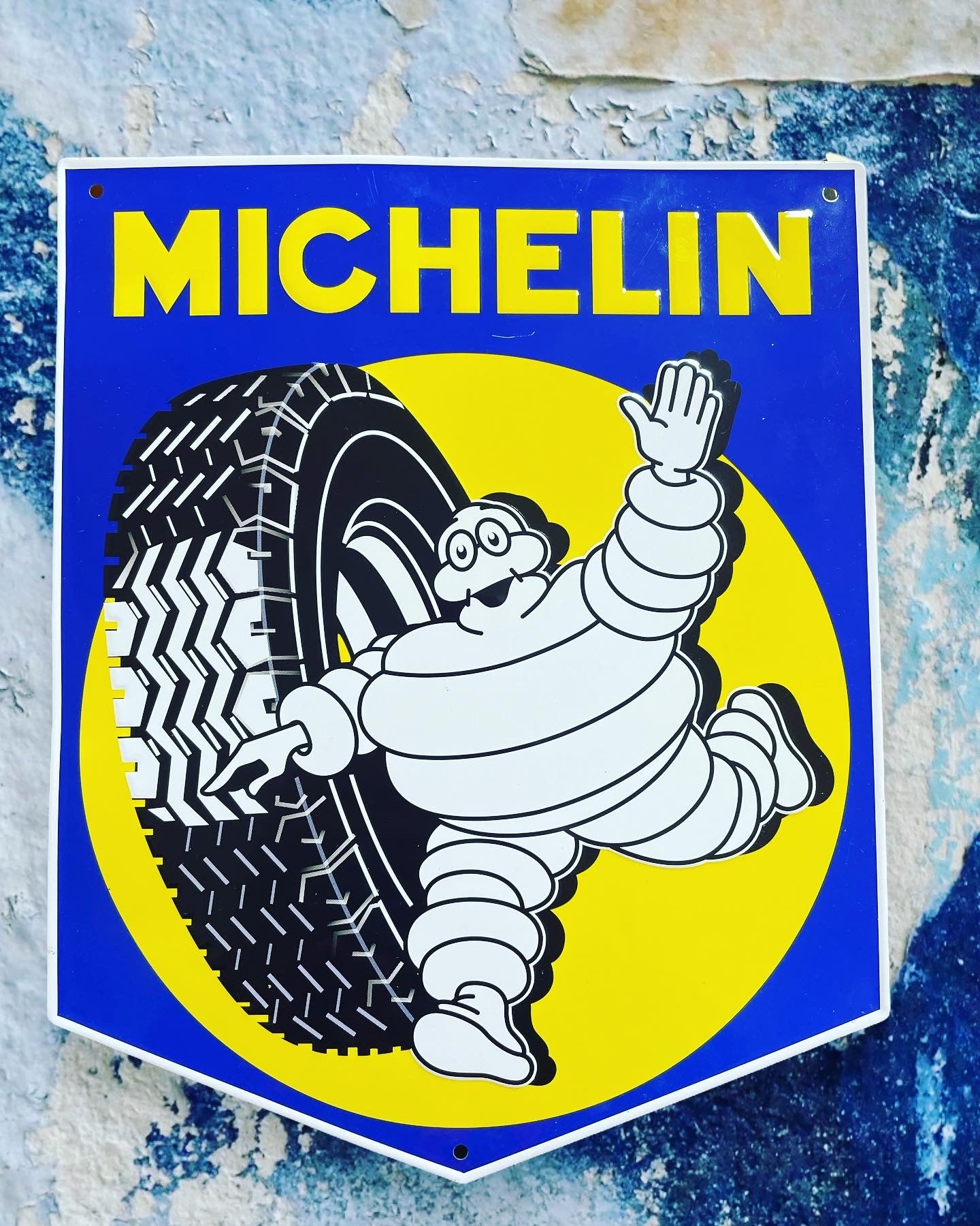Élément décoratif - Insegna illuminata - Michelin - Post Élément décoratif - Insegna illuminata - Michelin - Post