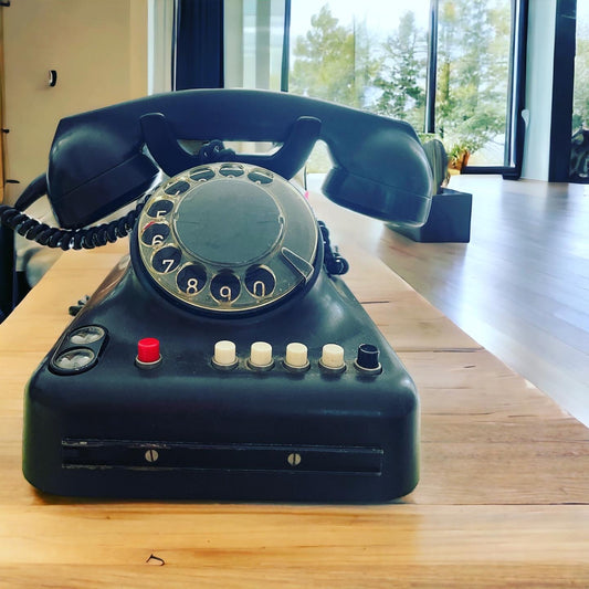 Bakelite PTT telephone