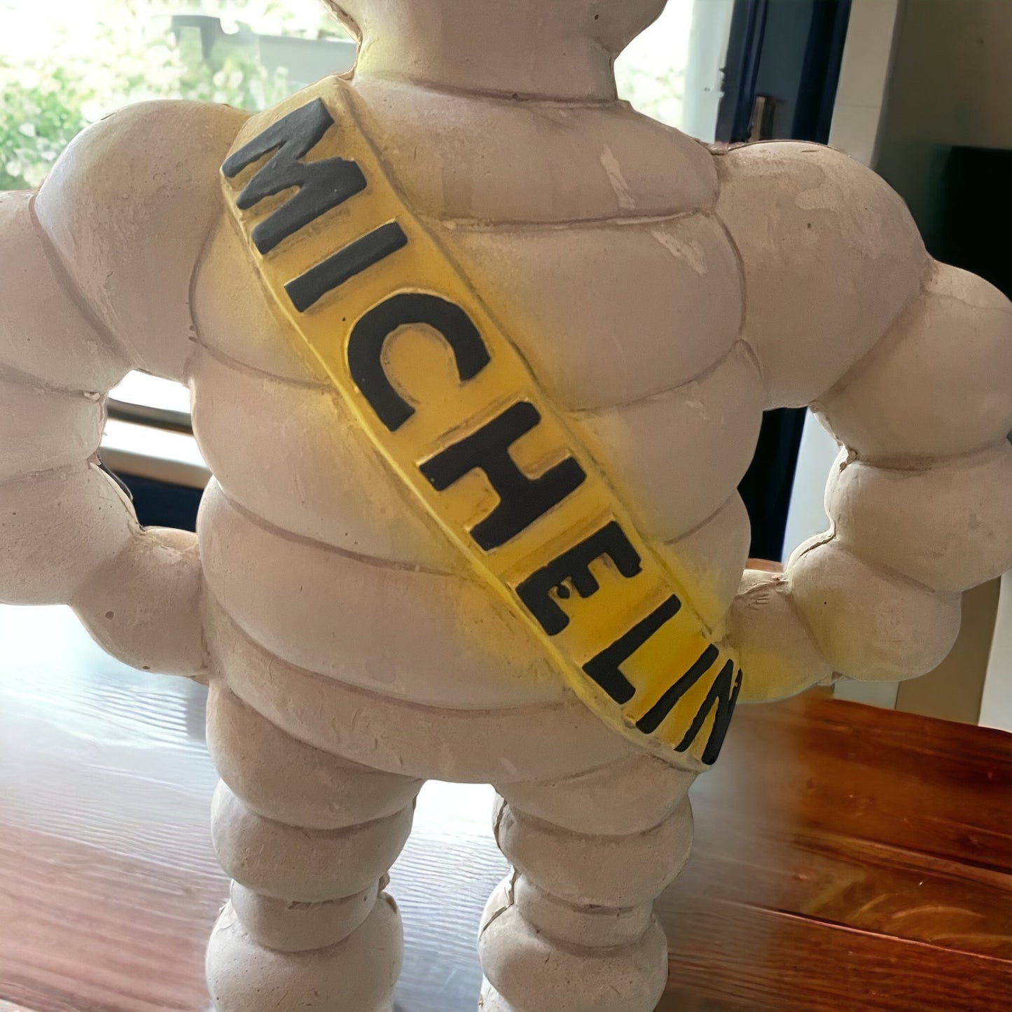 Bibendum Michelin gesso