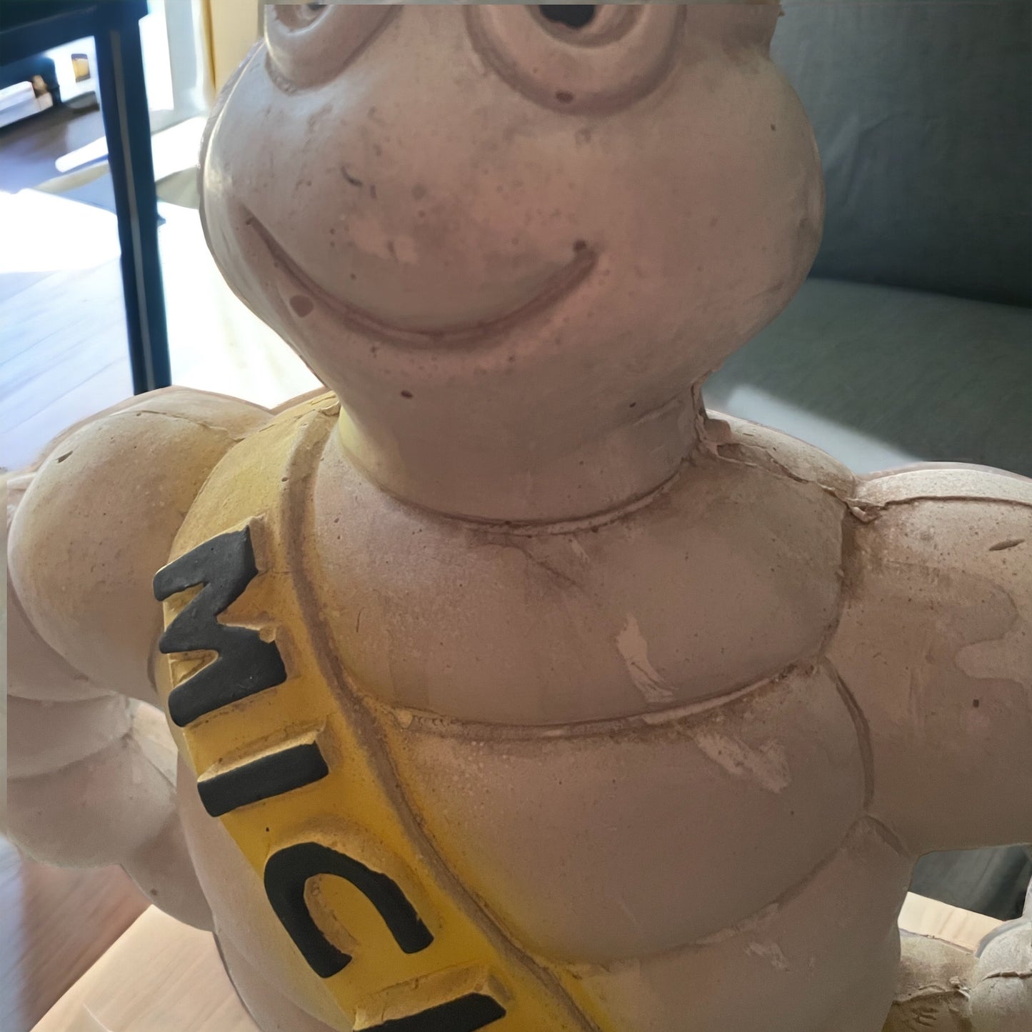 Bibendum Michelin chalk