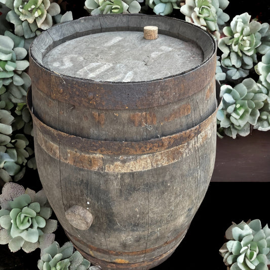 Wine barrel