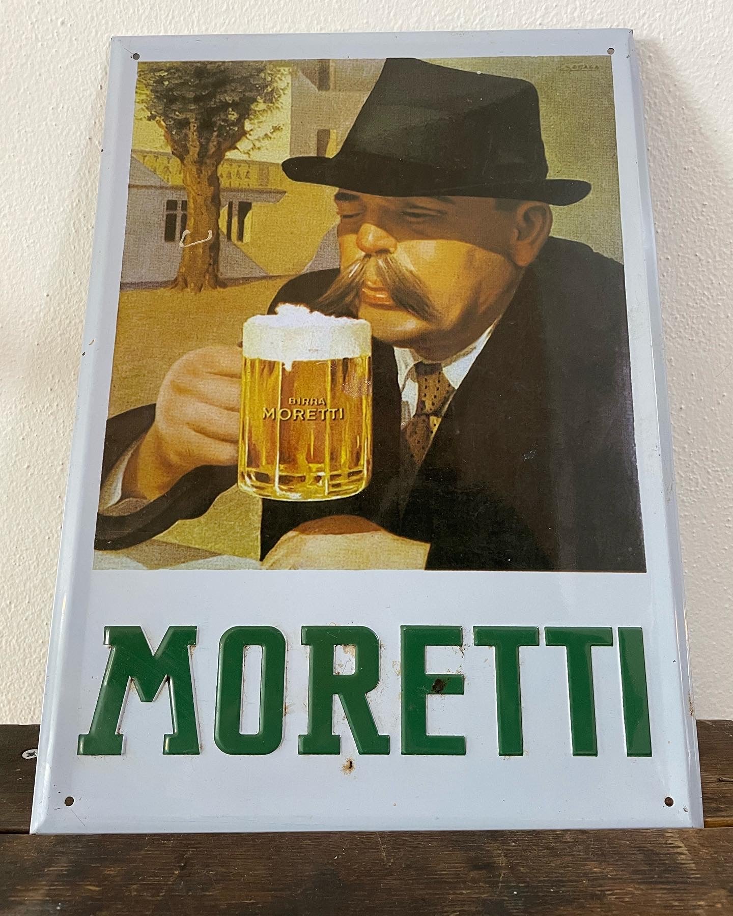 Moretti beer table