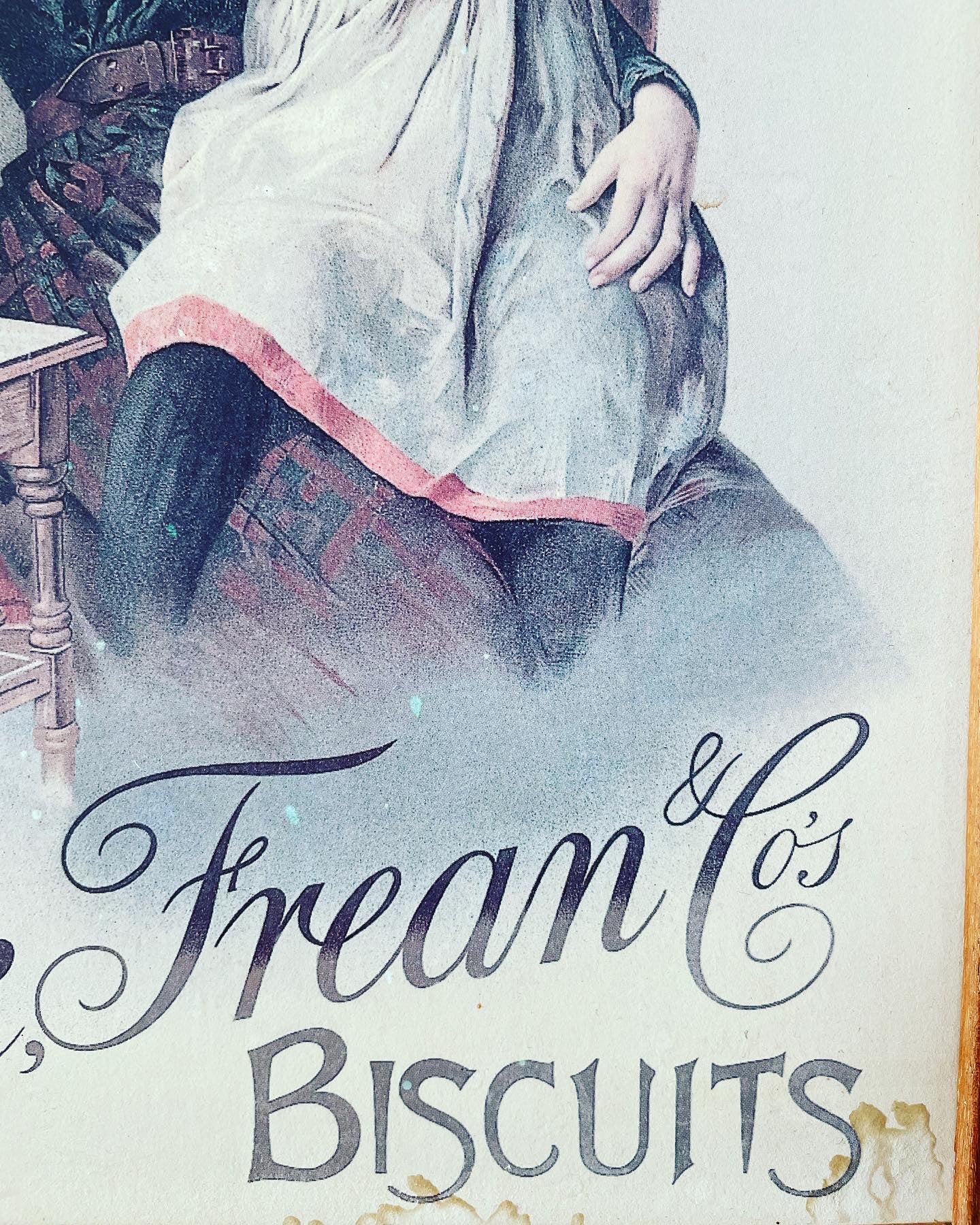 Biscuits frame