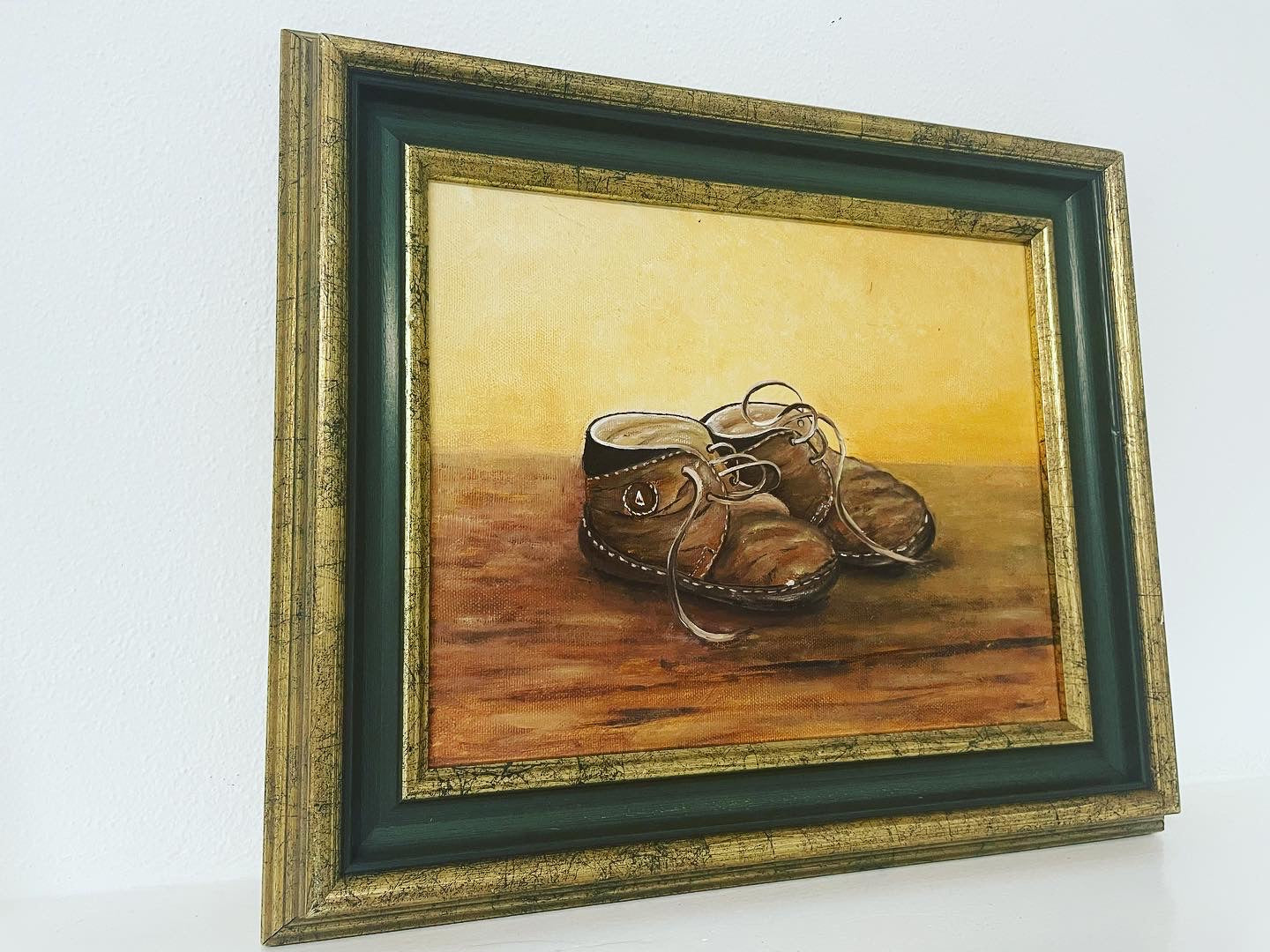 Painting of little shoes