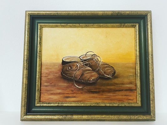 Painting of little shoes