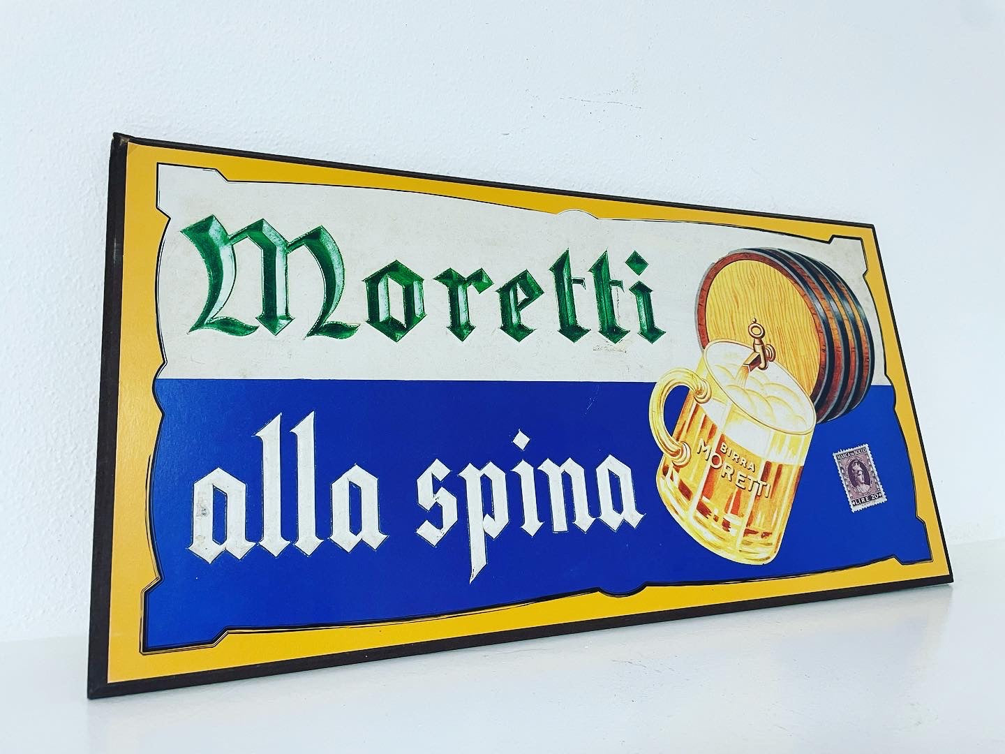 Insegna Moretti alla spina