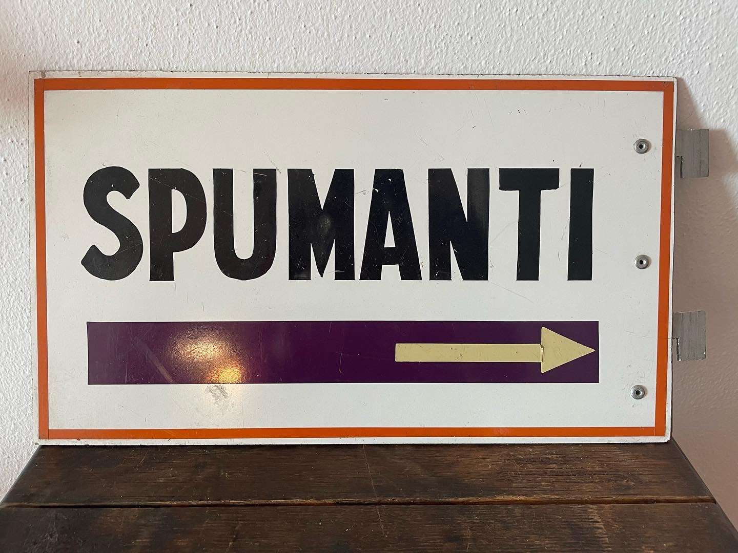 Old Spumanti Market sign