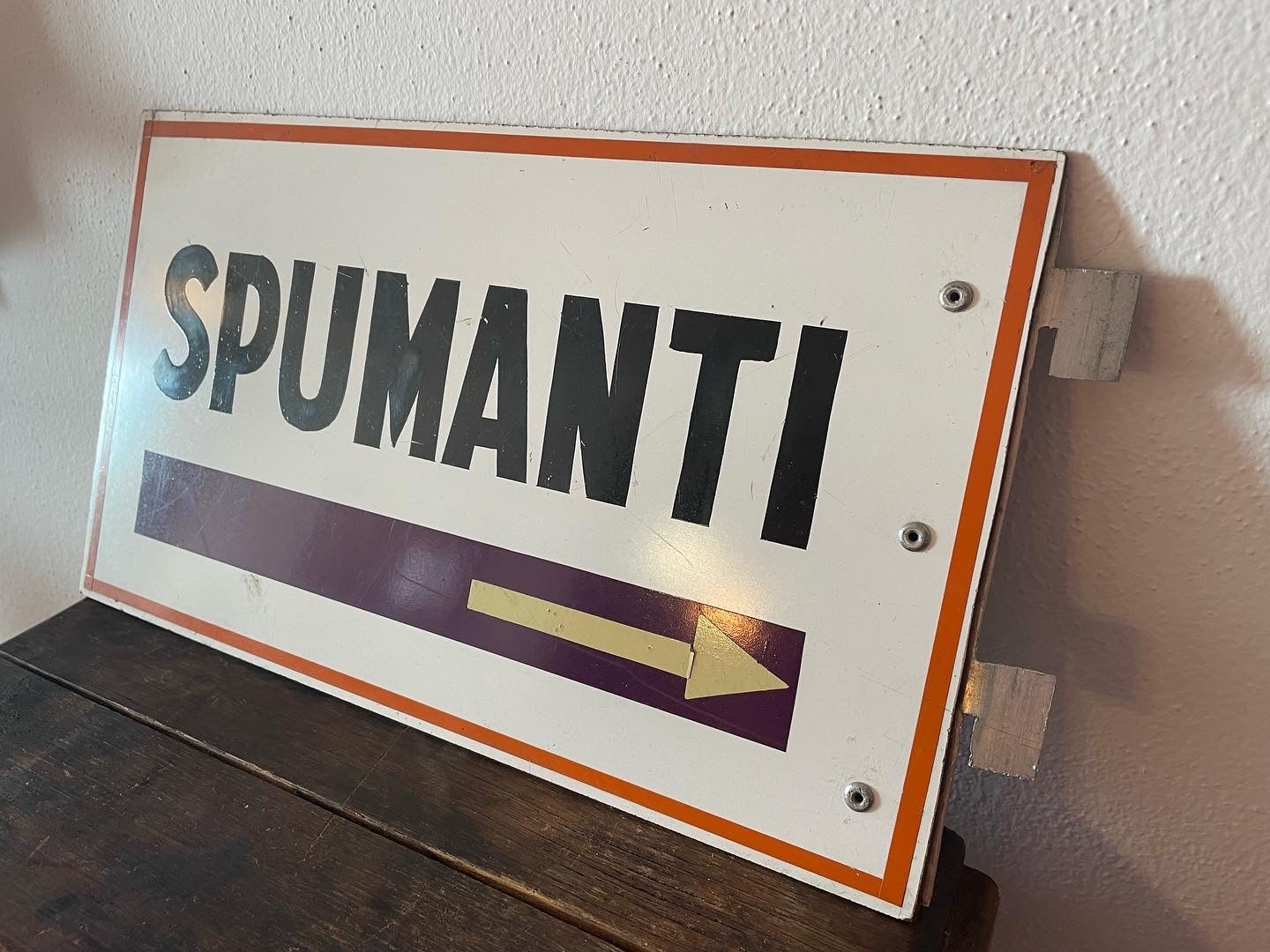 Old Spumanti Market sign