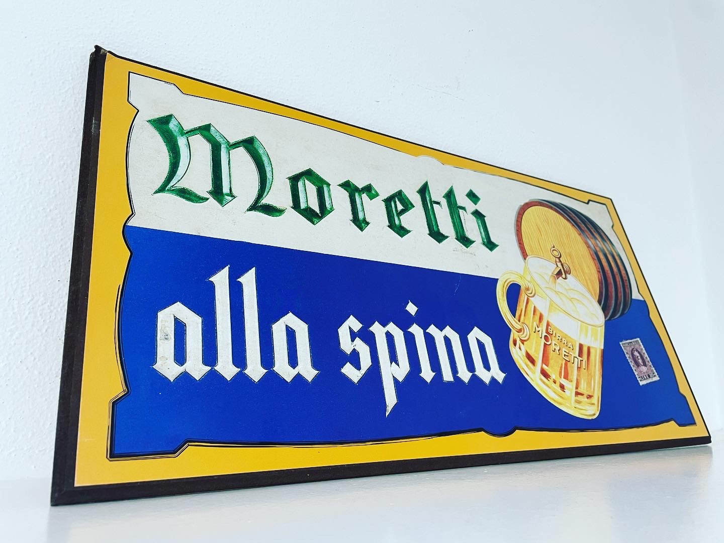 Insegna Moretti alla spina