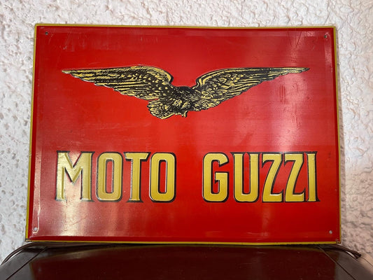 Moto Guzzi insegna pubblicitaria