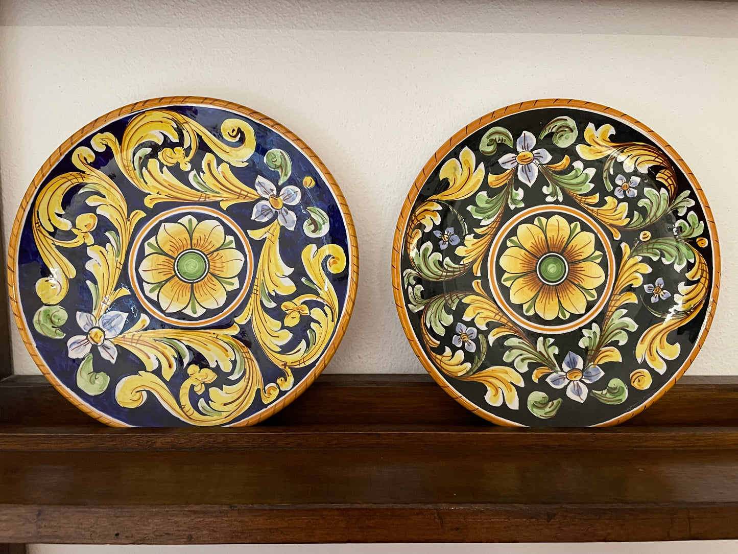 Caltagirone dishes couple