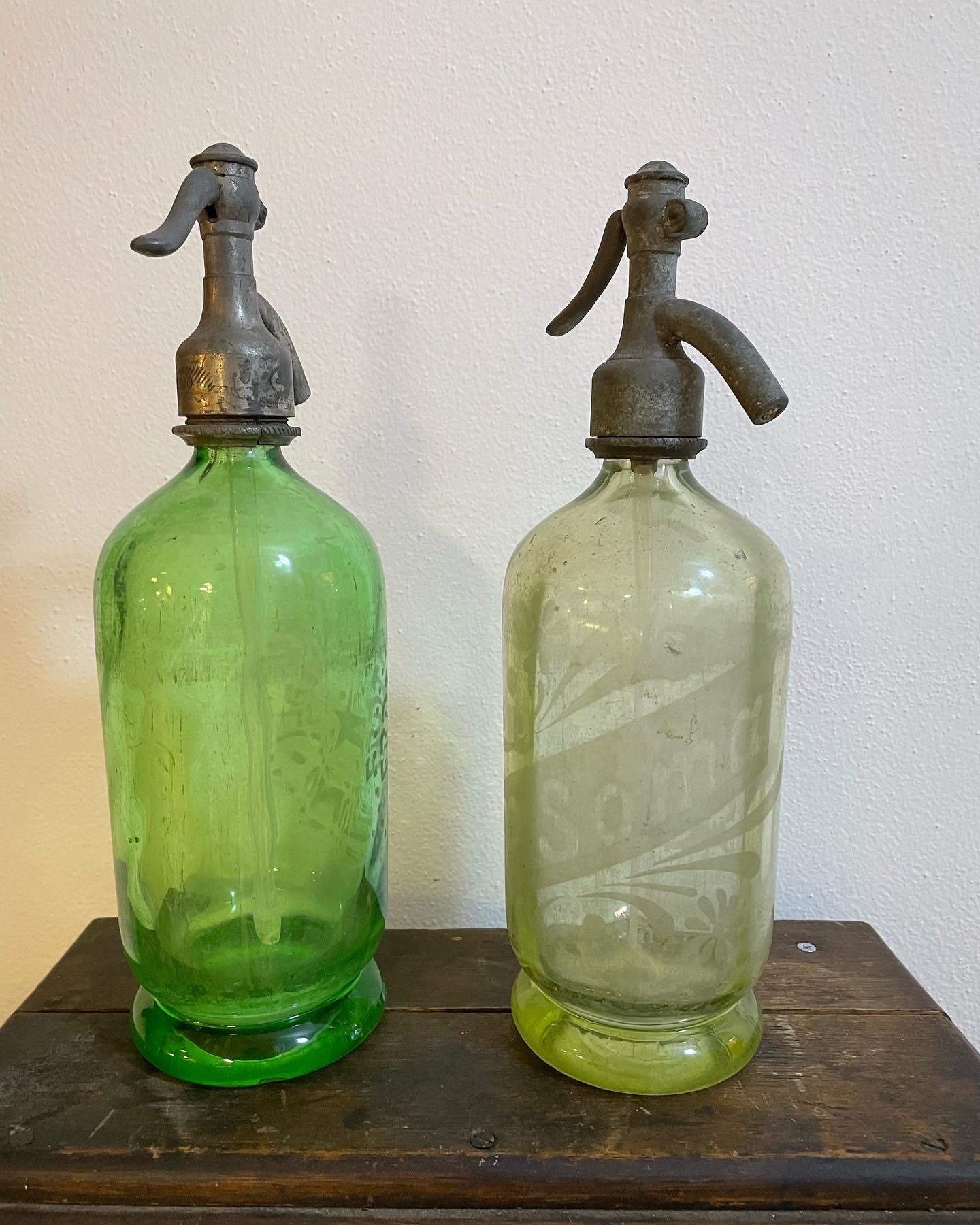 Green &amp; Yellow Seltzer Siphon Pair