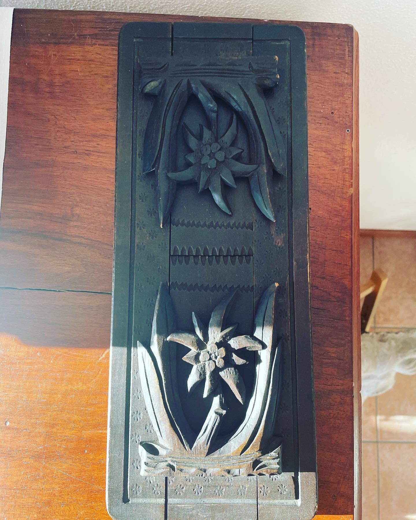 Inlaid bookend